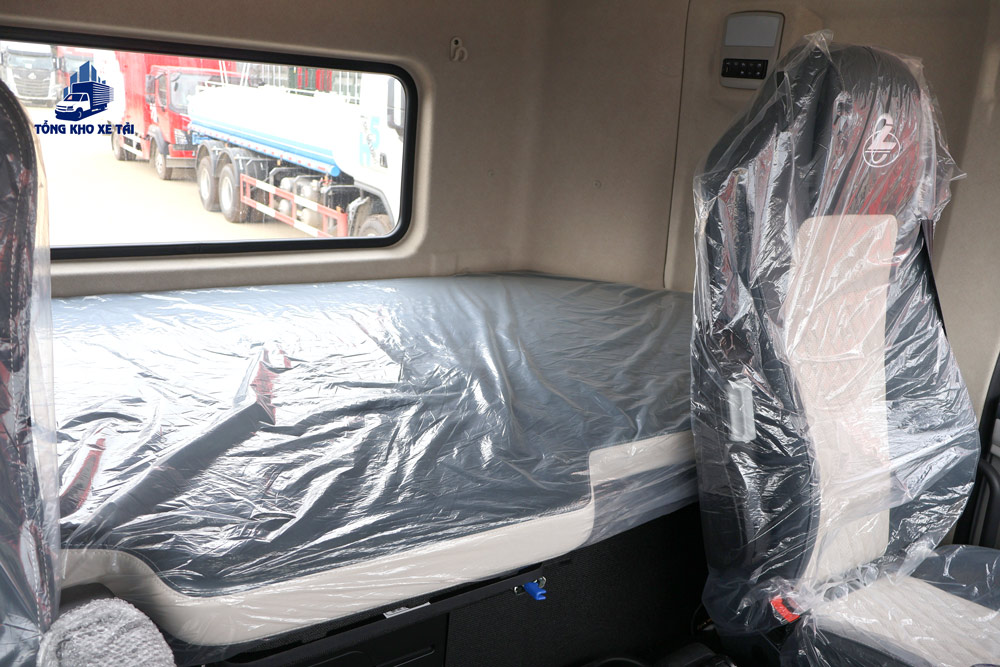 XE ĐẦU KÉO CHENGLONG H7 PRO 450HP [CẦU LÁP]